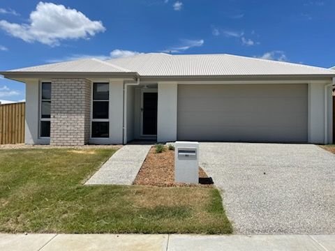 65 Blossom Circuit, QLD 4306