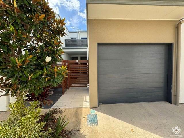 50/3028 The Boulevard, QLD 4211