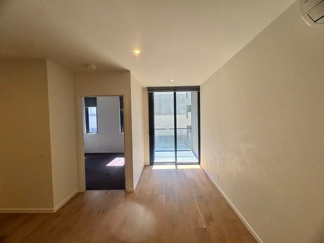 214/525 Rathdowne Street, VIC 3053