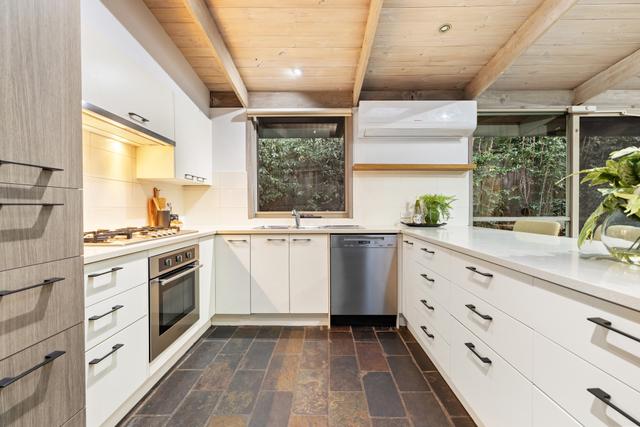6 Alex Avenue, VIC 3150