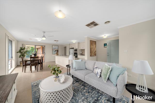 10 Eric De Salis Street, ACT 2615