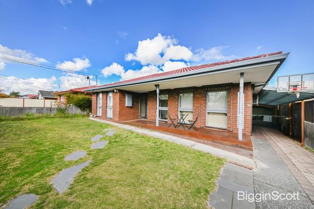 15 Glenmorgan Close, VIC 3169