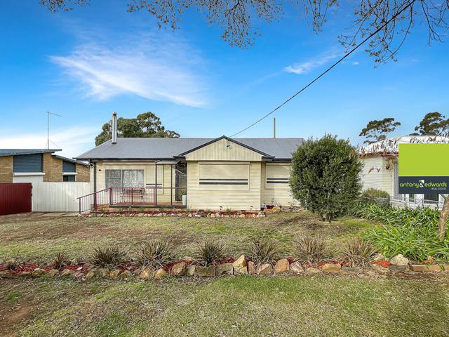 13 Emmerson Street, NSW 2580
