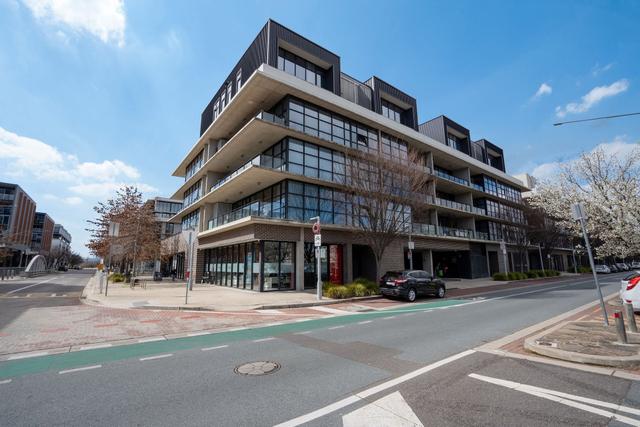 19/25 Eastlake Parade, ACT 2604