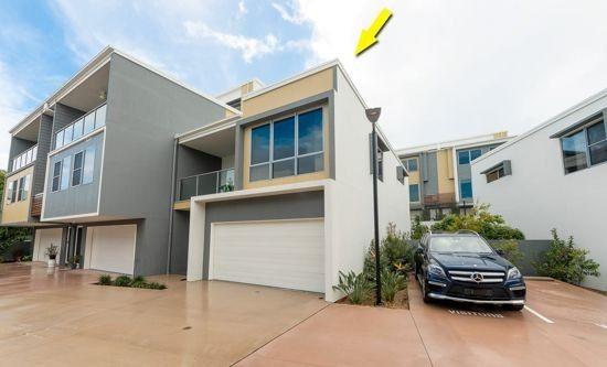 28/3031 The Boulevard, QLD 4211