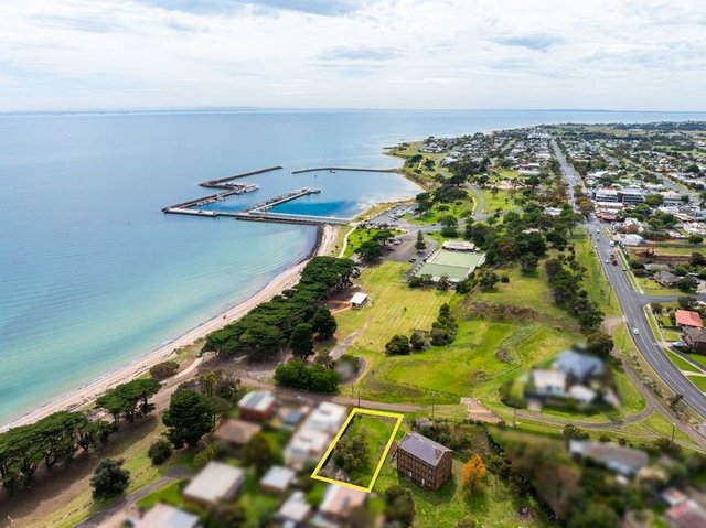 7 Stewart Grove, VIC 3223