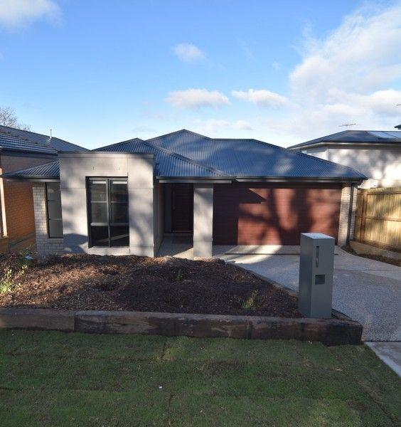 3A Cedar Grove, VIC 3216