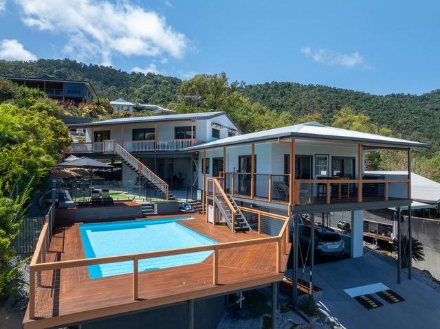 4 Woodwark Crescent, QLD 4802