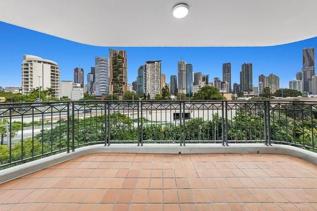 30/1 Goodwin Street, QLD 4169