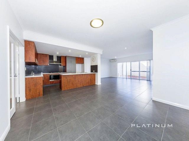 246 Ocean Keys Boulevard, WA 6030