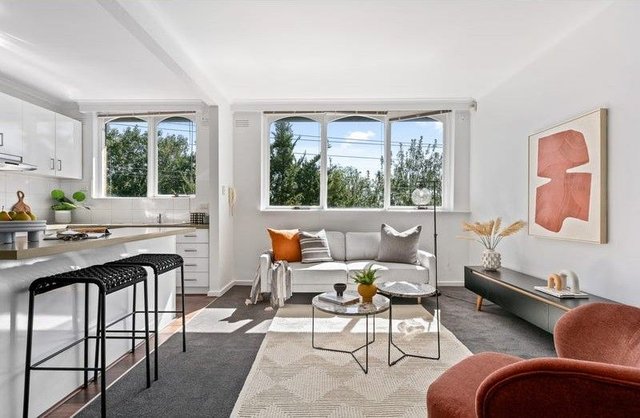 8/14B Bent Street, VIC 3055