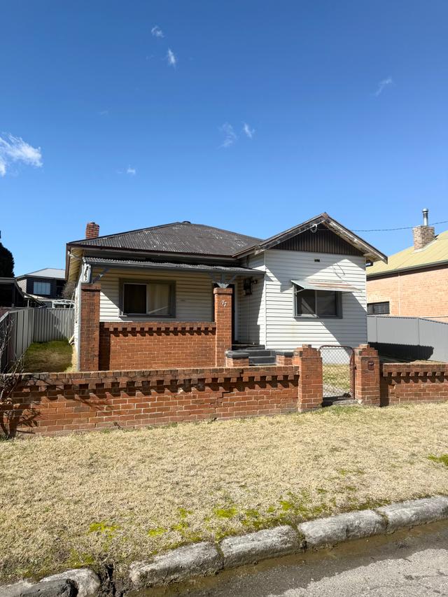 77 Inch Street, NSW 2790