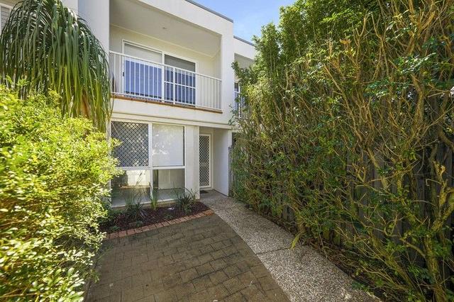 2/7 Sunset Boulevard, QLD 4217