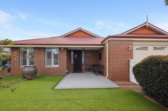 17 Octagon Gardens, WA 6069