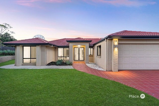17 Apple Blossom Place, QLD 4113