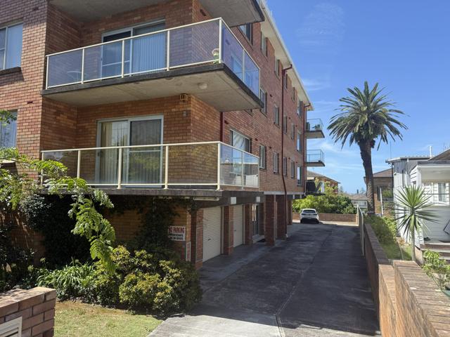 1/8 Bayview Avenue, NSW 2261