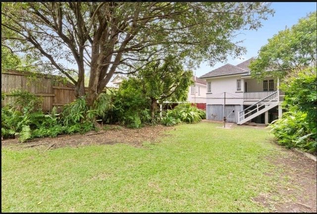 14 Holmes Street, QLD 4105