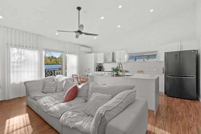 6 Birdie Place, QLD 4130