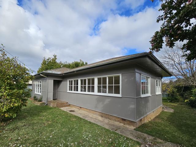 2 Arthur Street, NSW 2575