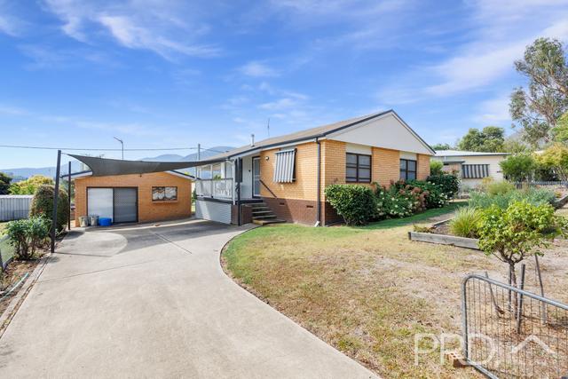 26 Ryan Street, NSW 2720