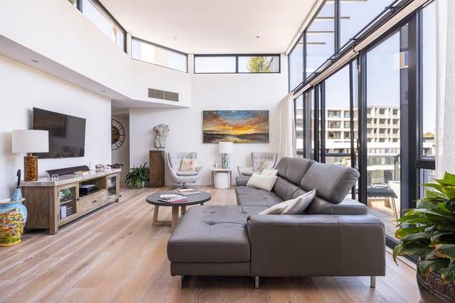 606/1A Clement Place, NSW 2011