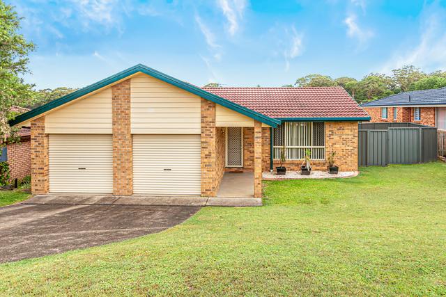 8 Creighton Drive, NSW 2318