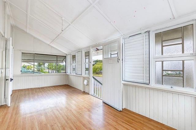 5 Eighth Avenue, QLD 4810