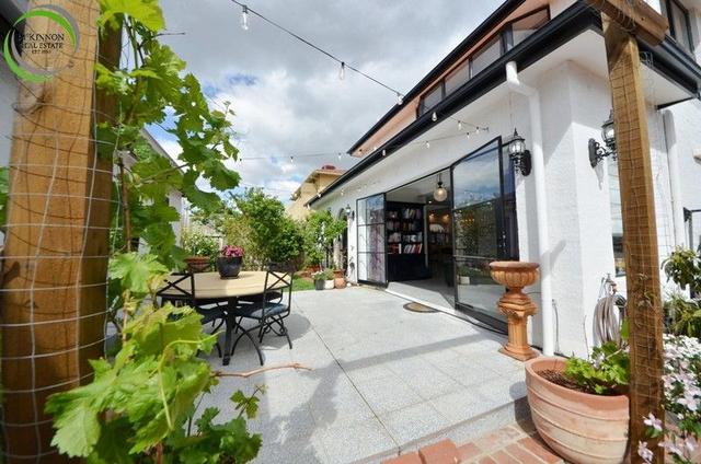 55 McKinnon Road, VIC 3204