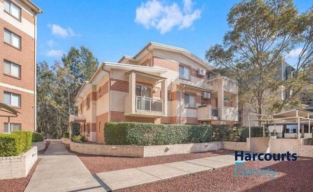 9/2 Wentworth Avenue, NSW 2146