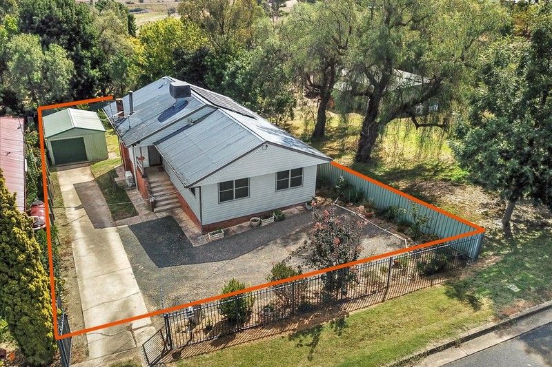 26 Tor Street, Gundagai NSW 2722 Allhomes