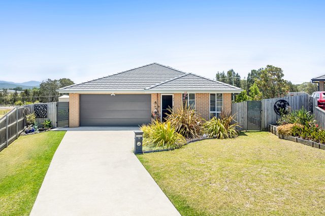 12 Dr King Close, NSW 2537
