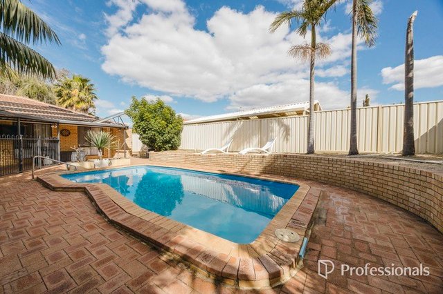 49 The Avenue, WA 6064