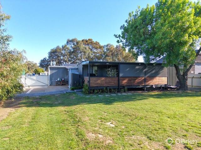 136 Main Road, VIC 3865