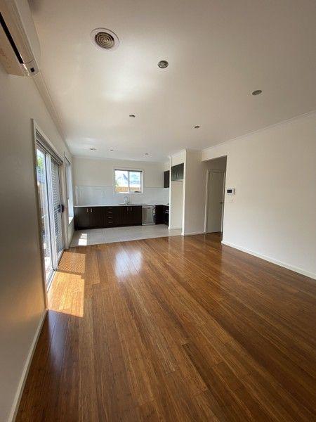 6/12 Essex St, VIC 3044