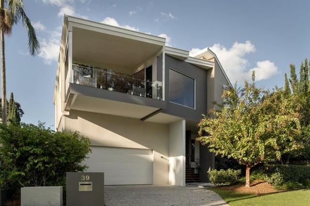39 Esplanade, QLD 4104