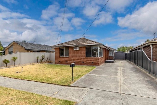 3 Christopher Crescent, VIC 3043