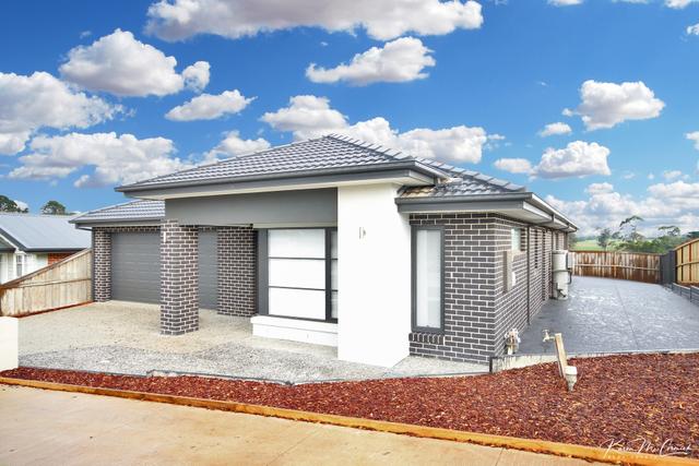 10 Vantage Rise, VIC 3820
