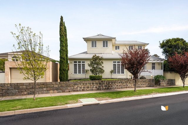 1 Moama Crescent, VIC 3044