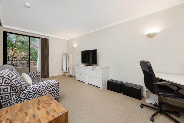 207/2 Langley Avenue, NSW 2090