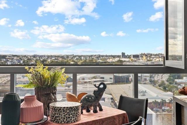 2092/16 Hamilton Place, QLD 4006