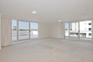 Living Room (2013-06-12)