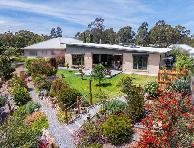 8 Leighton Bay Drive, VIC 3904