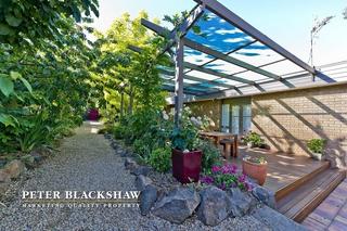 Pergola to garden (2012-08-15)