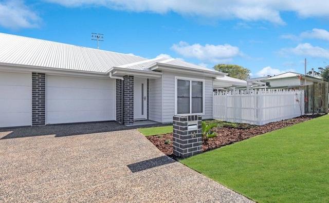 U2 and U3, 1A Elworthy Street, QLD 4350