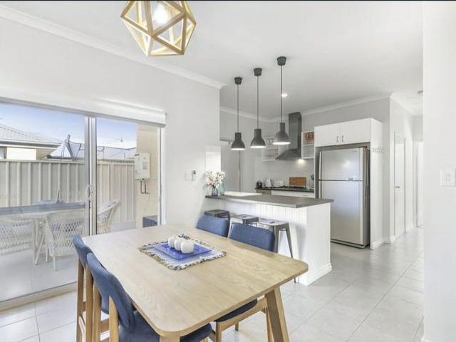 51 Charlbury Drive, WA 6036