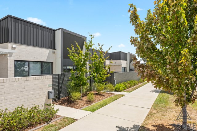 18/14 Grace Munro Crescent, ACT 2615