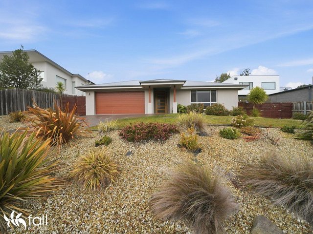 11 Lomandra Drive, TAS 7052