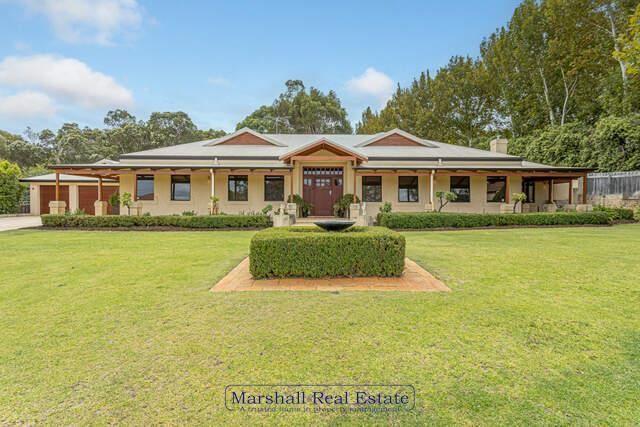 2 James Spiers Drive, WA 6065