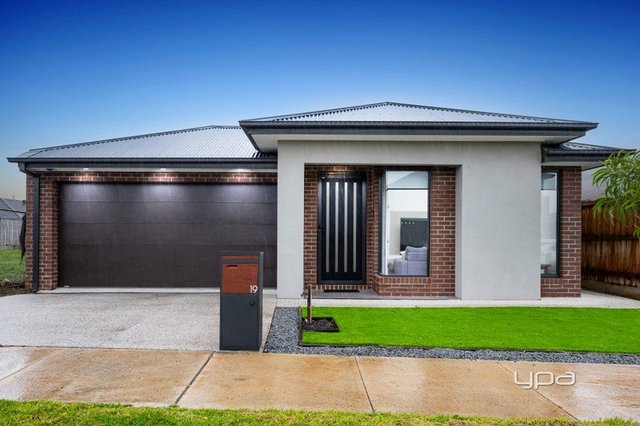 19 Papyrus Way, VIC 3335