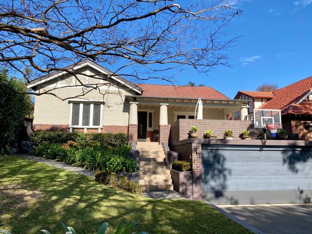 8 De Villiers Avenue, NSW 2067